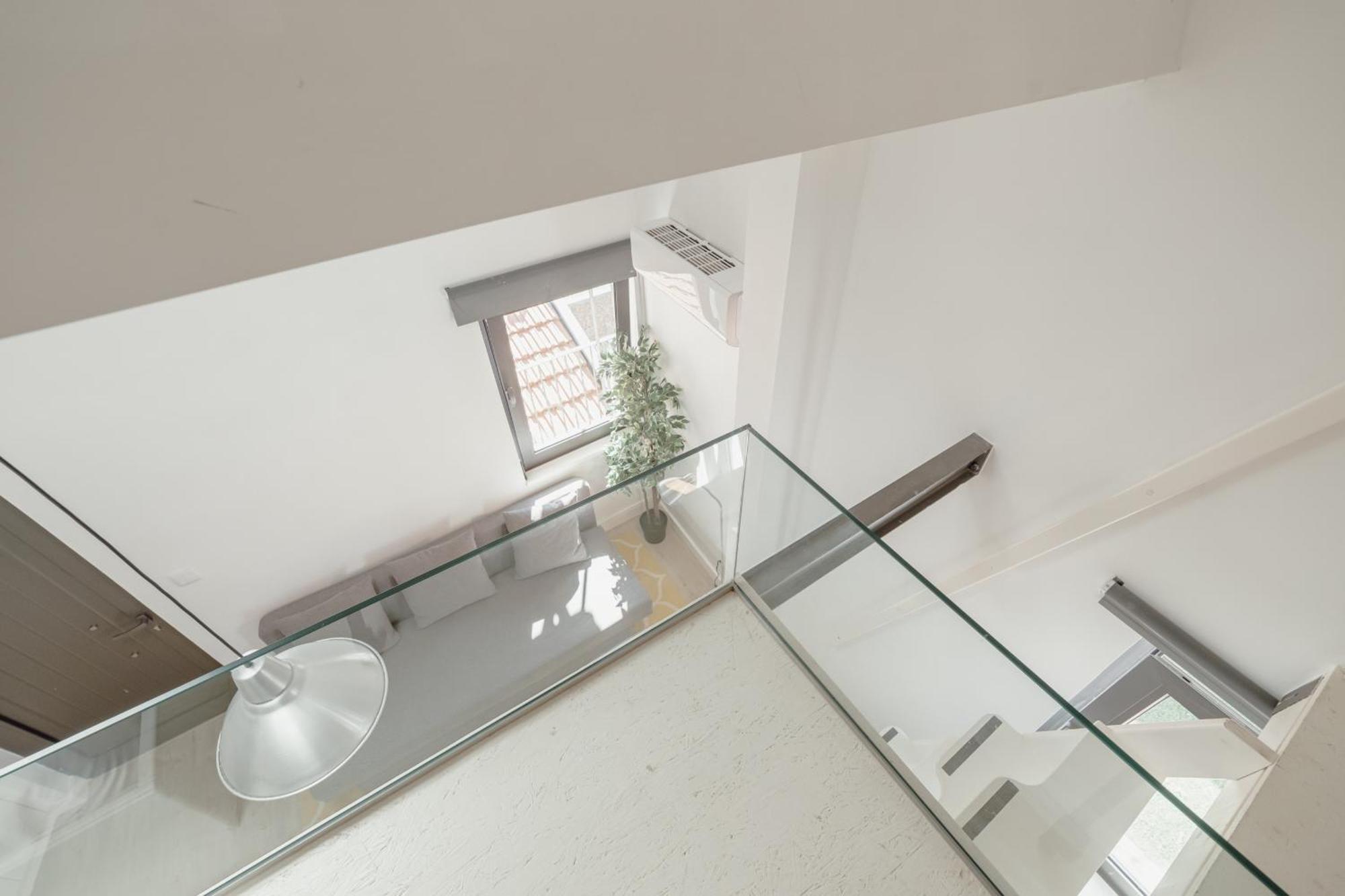 Mezzanine Stylish Apartments By Vacationy Porto Kültér fotó