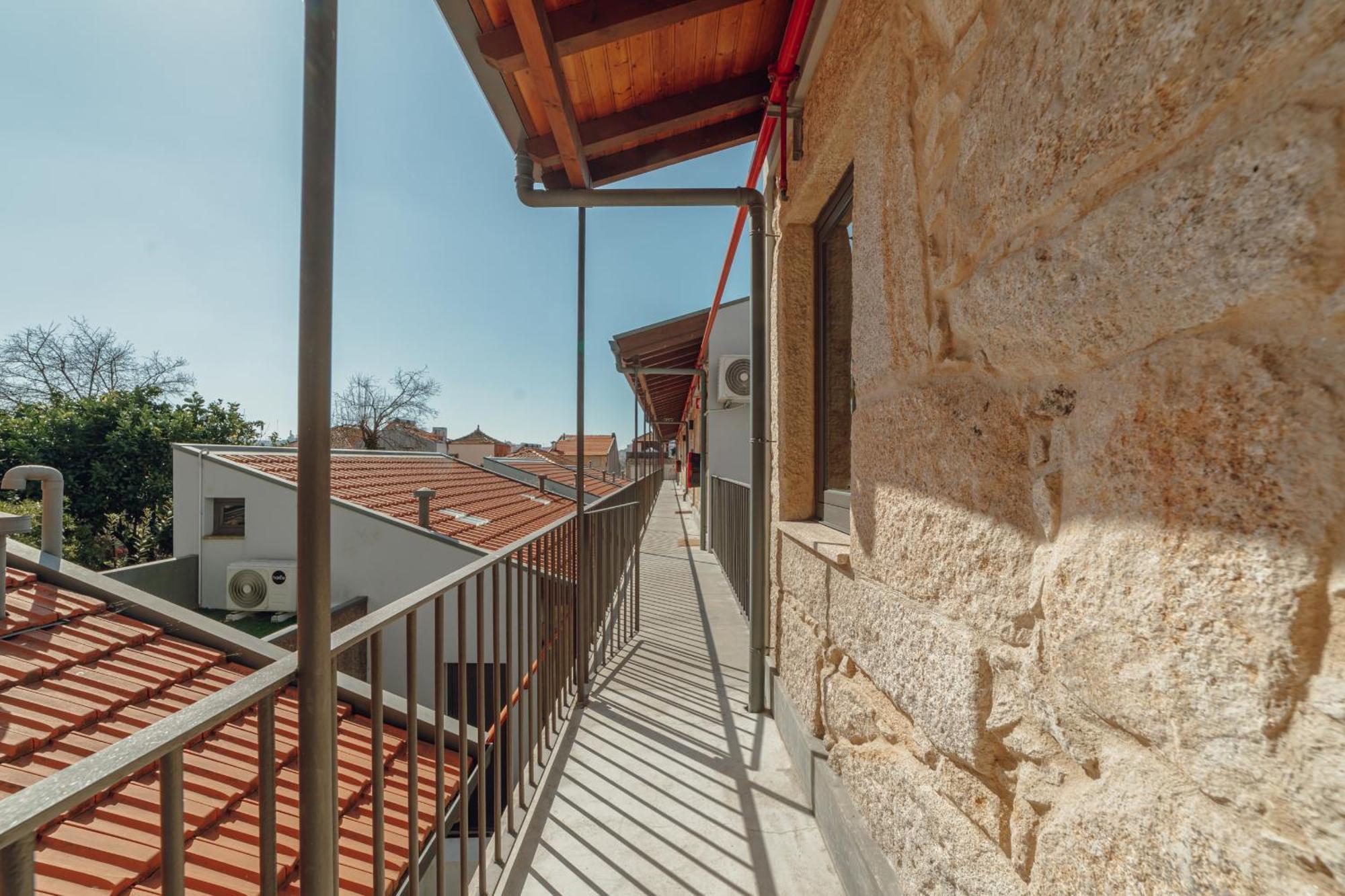 Mezzanine Stylish Apartments By Vacationy Porto Kültér fotó
