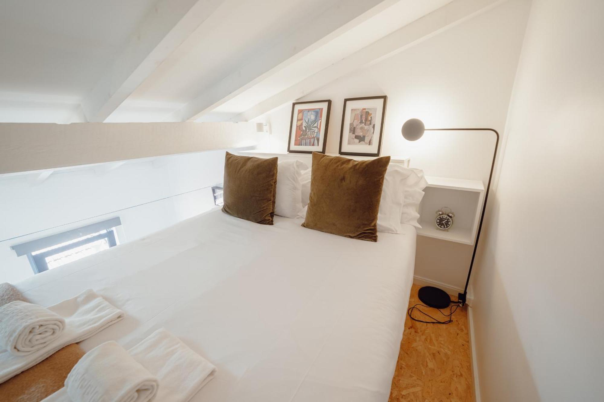 Mezzanine Stylish Apartments By Vacationy Porto Kültér fotó